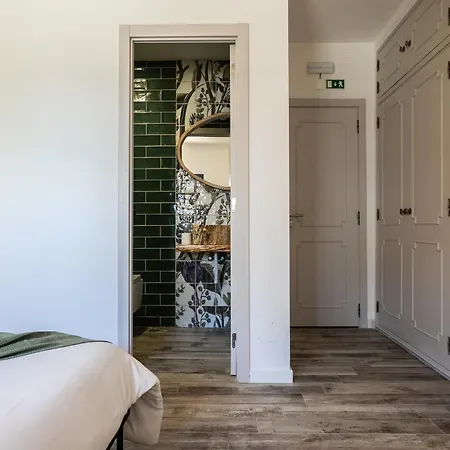 Walk In Airport Ii Hostel Dystrykt Faro
